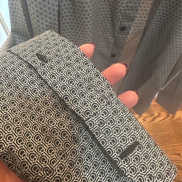 Men’s vintage Gucci long sleeve buttoned shirt - Picture 4 of 5